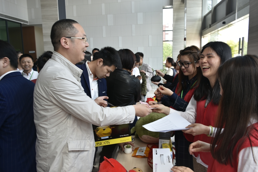 九游老哥俱乐部-老哥必备的交流社区